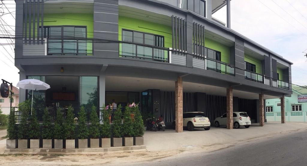 Moment House Hostel Hua Hin